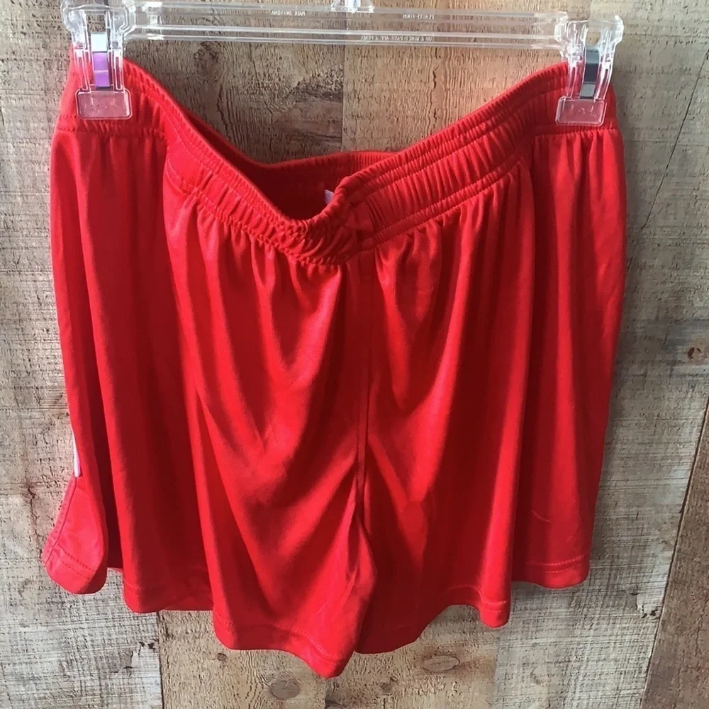 🆕 Under Armour woman’s Heat Gear Shorts NWT - Picture 7 of 7